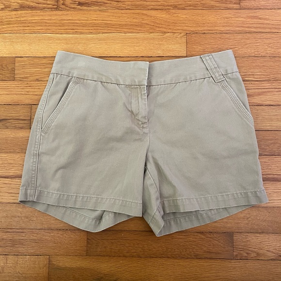 J. Crew Broken In Chino Shorts - Picture 1 of 10